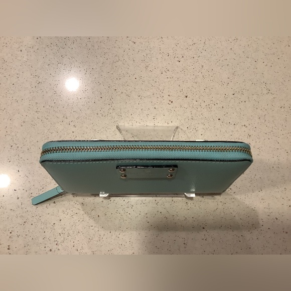 Kate Spade Wellesley Mint Mojito Leather Long Zip Around Wallet - Picture 8 of 16